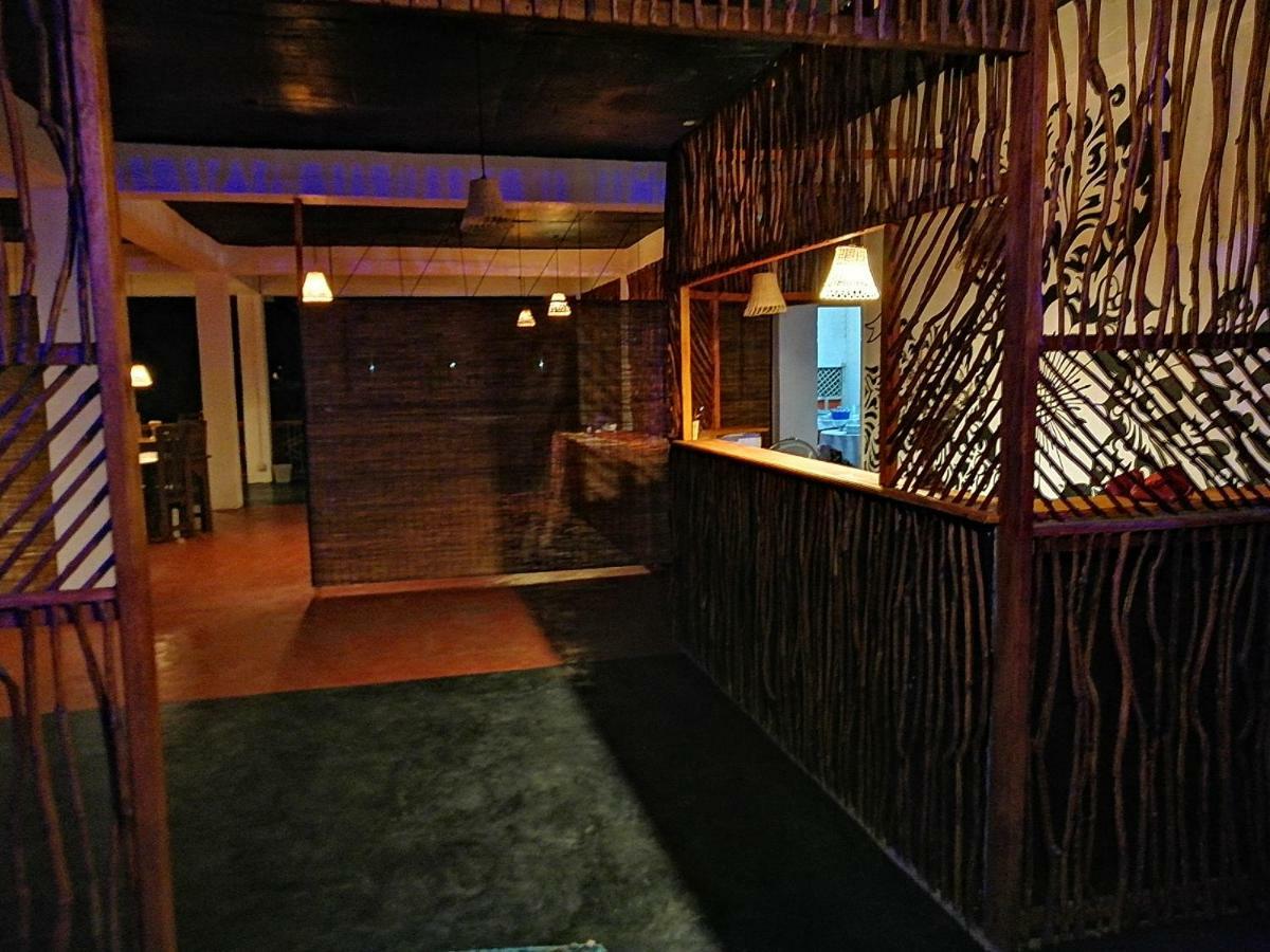 Macnara Travellers Inn Ratnapura Exterior photo