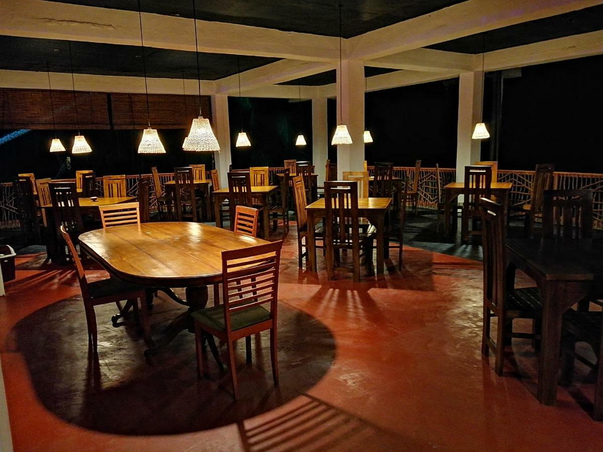 Macnara Travellers Inn Ratnapura Exterior photo